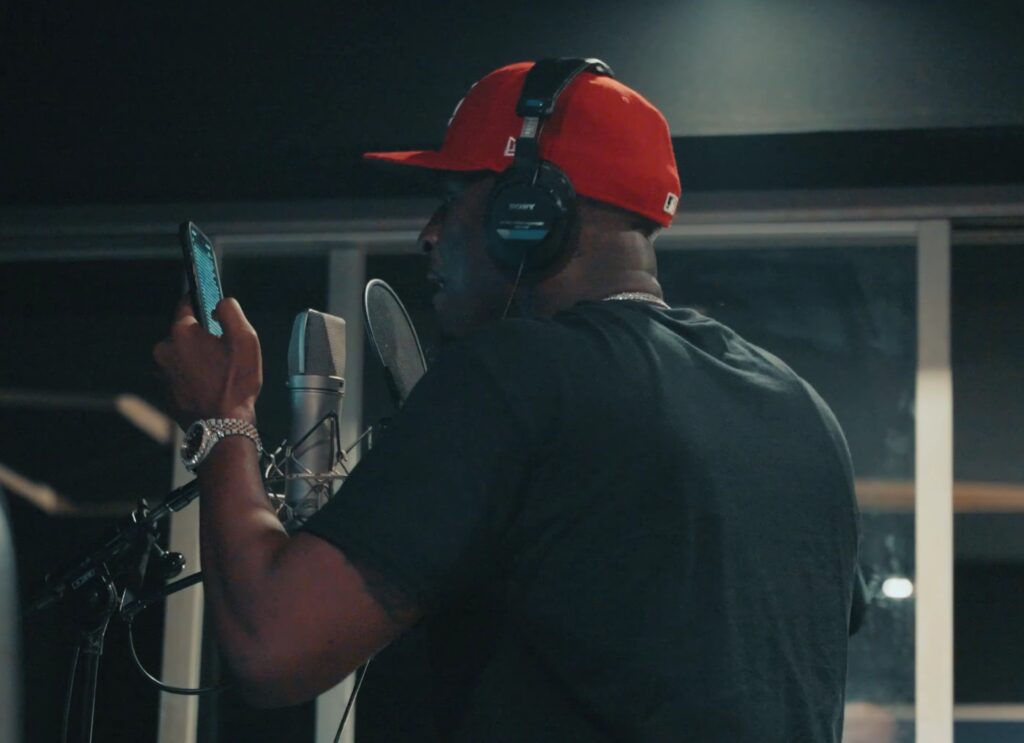 Hitman Holla – Bring It On (Loaded Lux Diss)
